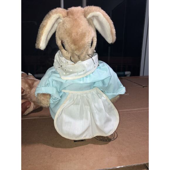 Beatrix Potter Mrs. Rabbit & Benjamin Bunny Big Eyes Vintage Toy Set, Lot of 2 - Picture 9 of 16